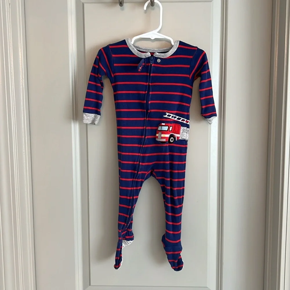 GUC - 12 Month Baby Clothes Pajamas